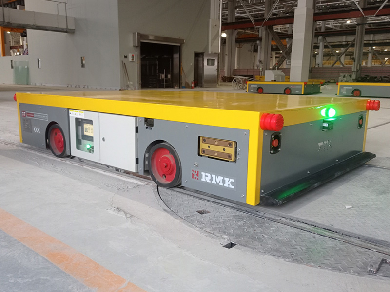 Automatický přenosový vozík RGV pro výrobu strojů