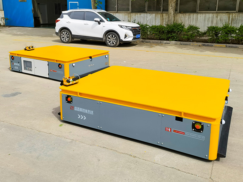 Omnidicenický přenosový vozík volantu