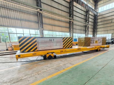 Velký těžký železniční otočný převodový vozík